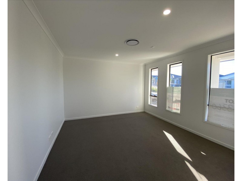 99 Anderson Drive, Greenbank QLD 4124