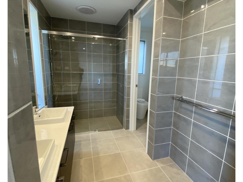 99 Anderson Drive, Greenbank QLD 4124