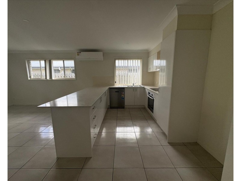 34 Rory Street, Logan Reserve QLD 4133