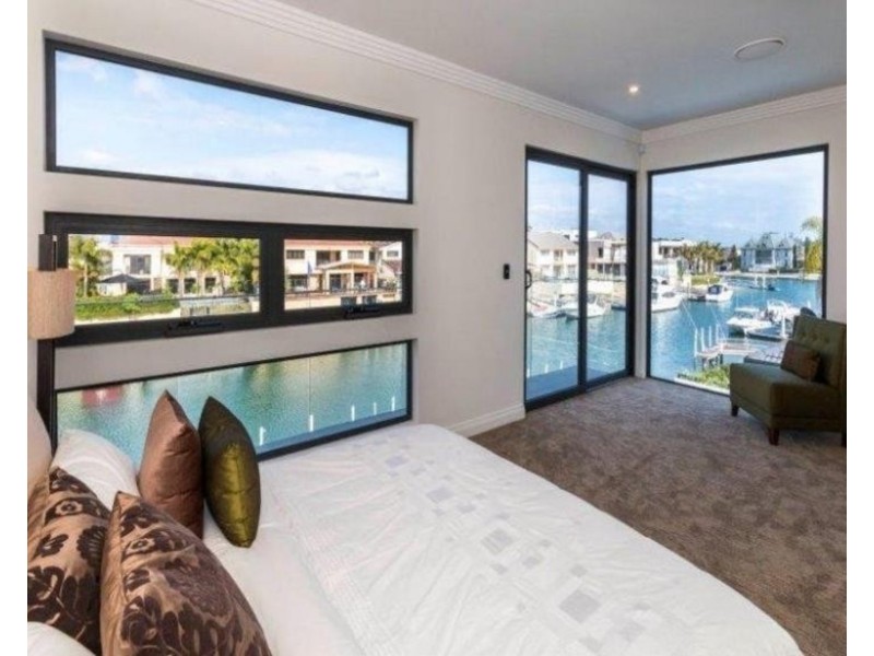 12 Neptune Court, Surfers Paradise QLD 4217