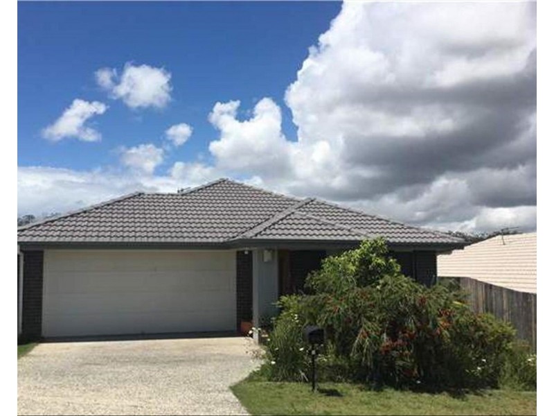 5 Sapphire Place, Pimpama QLD 4209