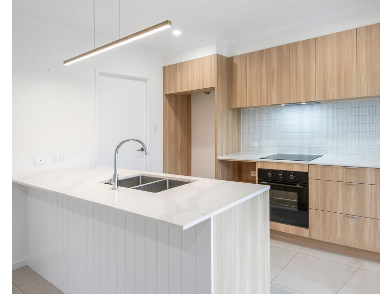 23/4 Harmony Street, Pimpama QLD 4209