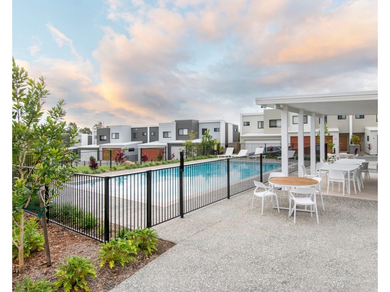 23/4 Harmony Street, Pimpama QLD 4209