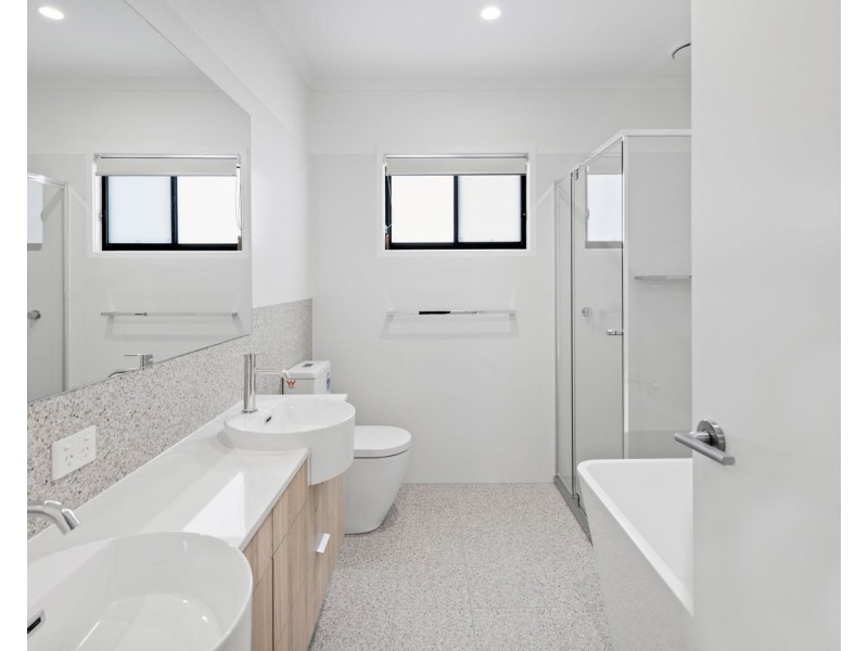 23/4 Harmony Street, Pimpama QLD 4209