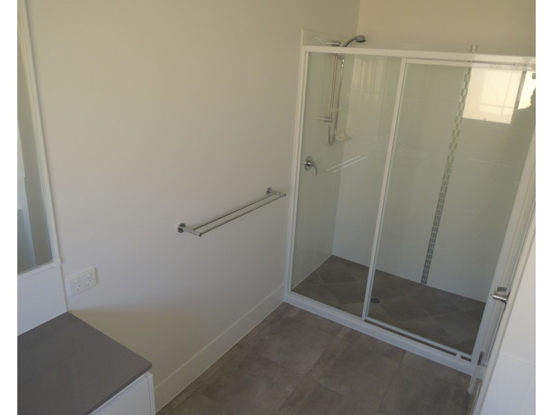 19 John Crescent, Pimpama QLD 4209