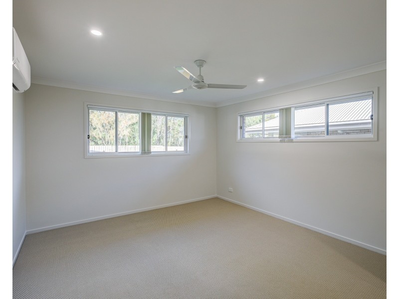19 Raven Court, Park Ridge QLD 4125