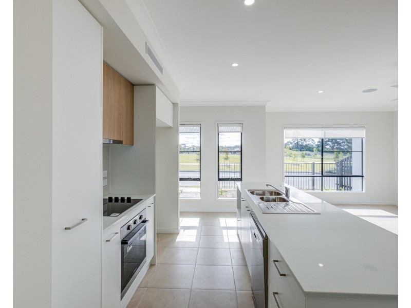 50 Livistona Street, Redland Bay QLD 4165