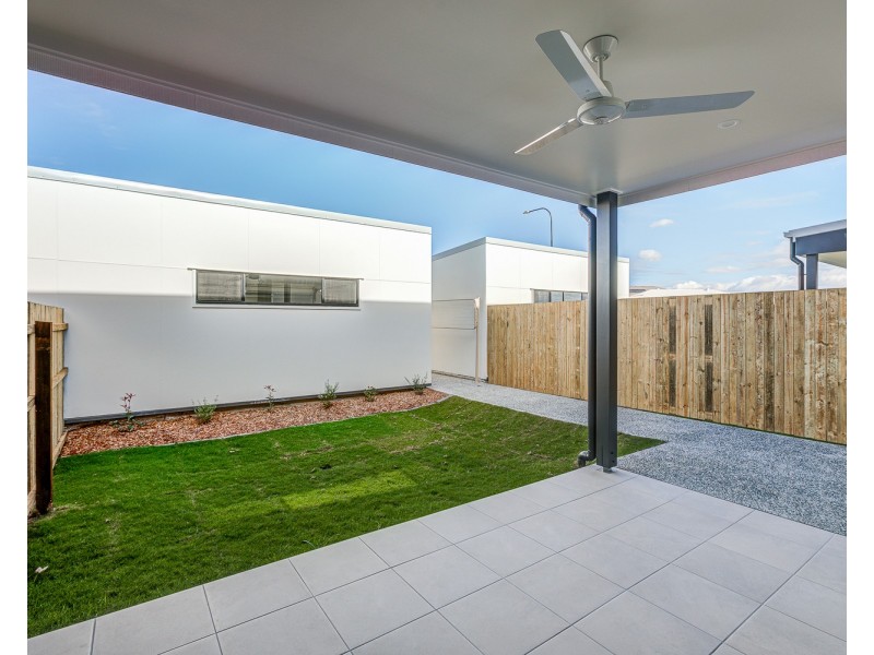 50 Livistona Street, Redland Bay QLD 4165