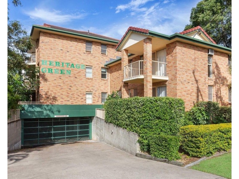 3/35 Huth Street, Labrador QLD 4215