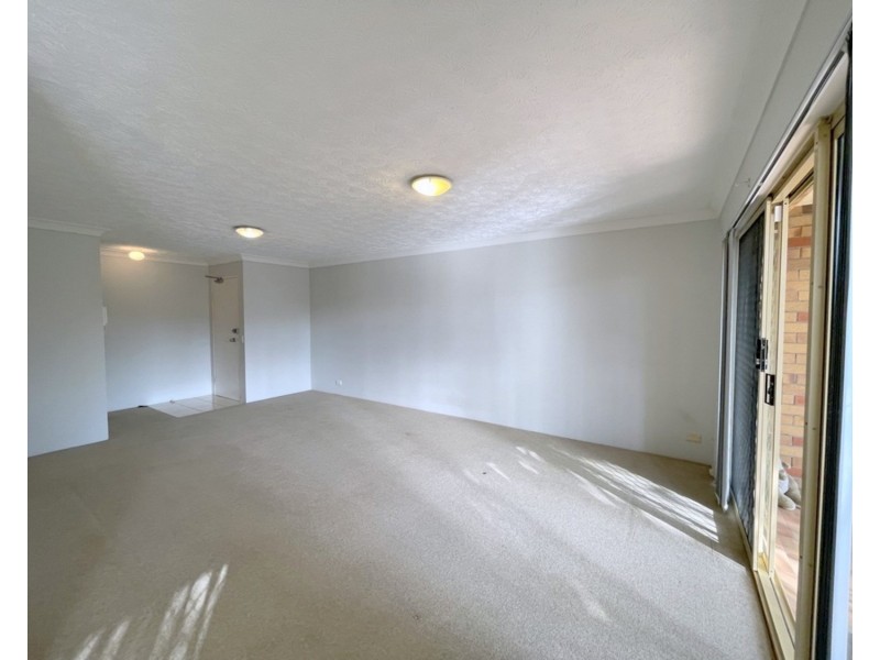3/35 Huth Street, Labrador QLD 4215
