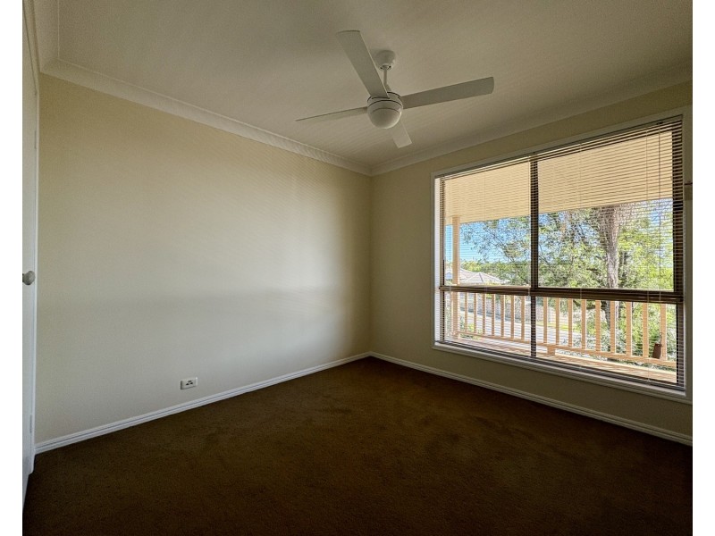 32 Kincaid Drive, Highland Park QLD 4211