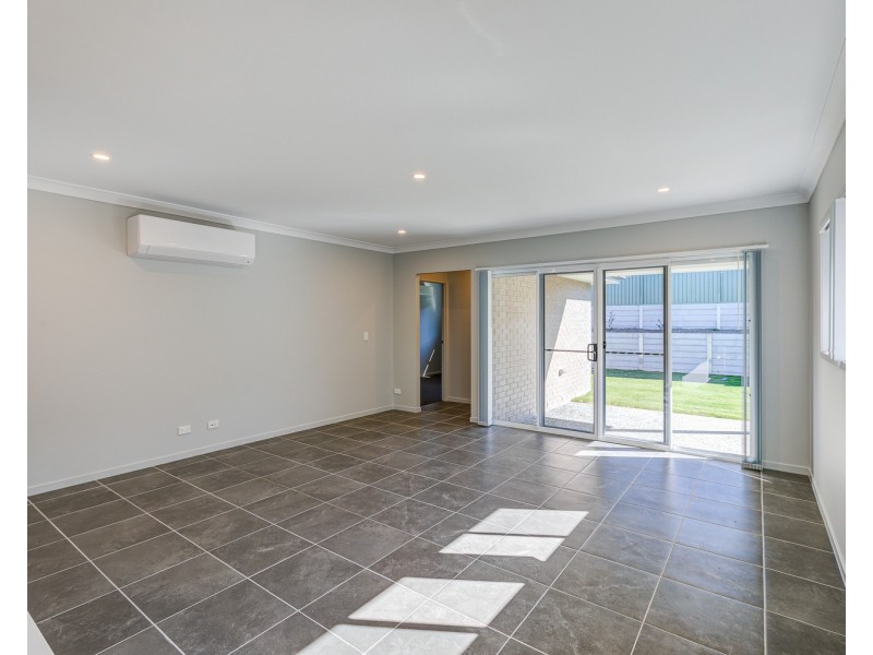 6 Raven Court, Park Ridge QLD 4125