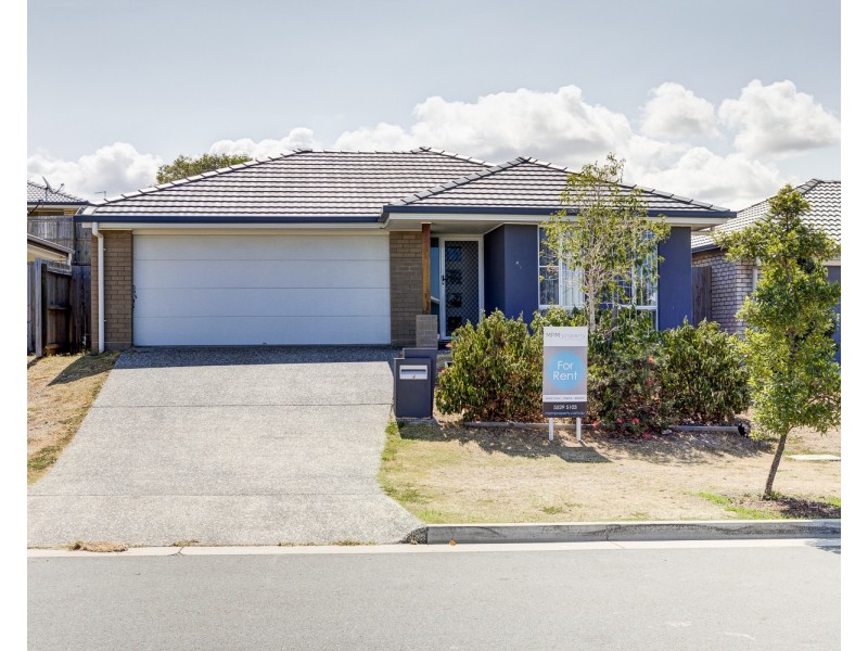 6 Hillsborough Place, Pimpama QLD 4209