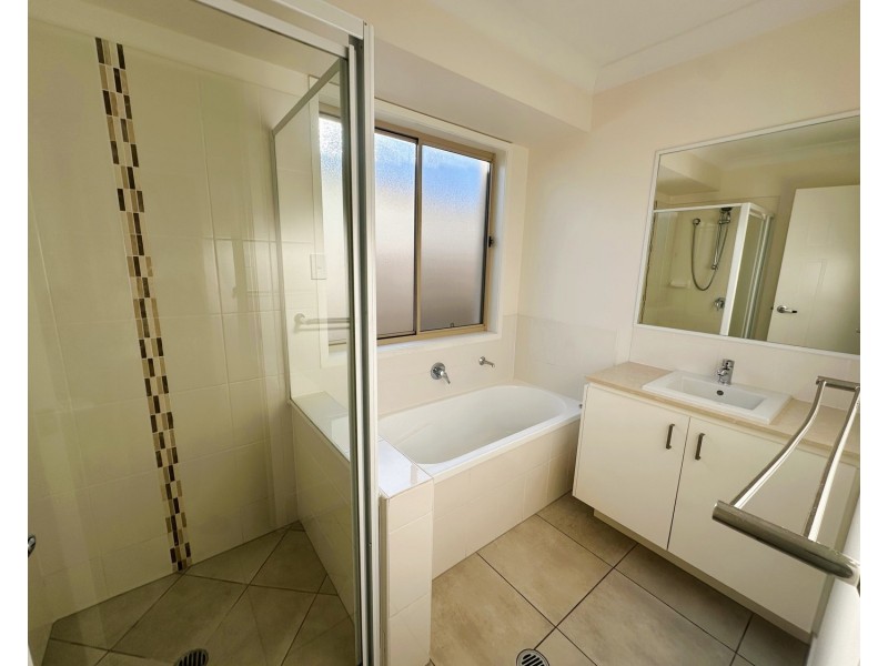 4 Gillian Drive, Coomera QLD 4209