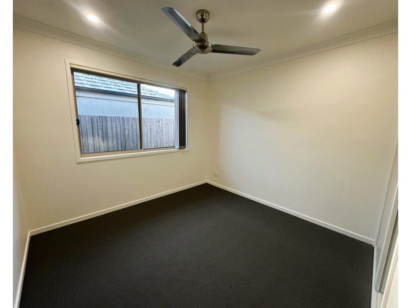 4 Gillian Drive, Coomera QLD 4209