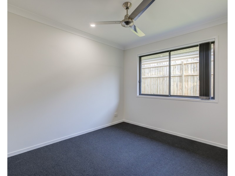 8 Mount Morgan Place, Ormeau QLD 4208