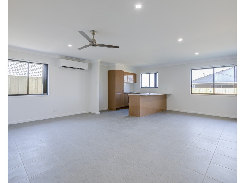 8 Mount Morgan Place, Ormeau QLD 4208