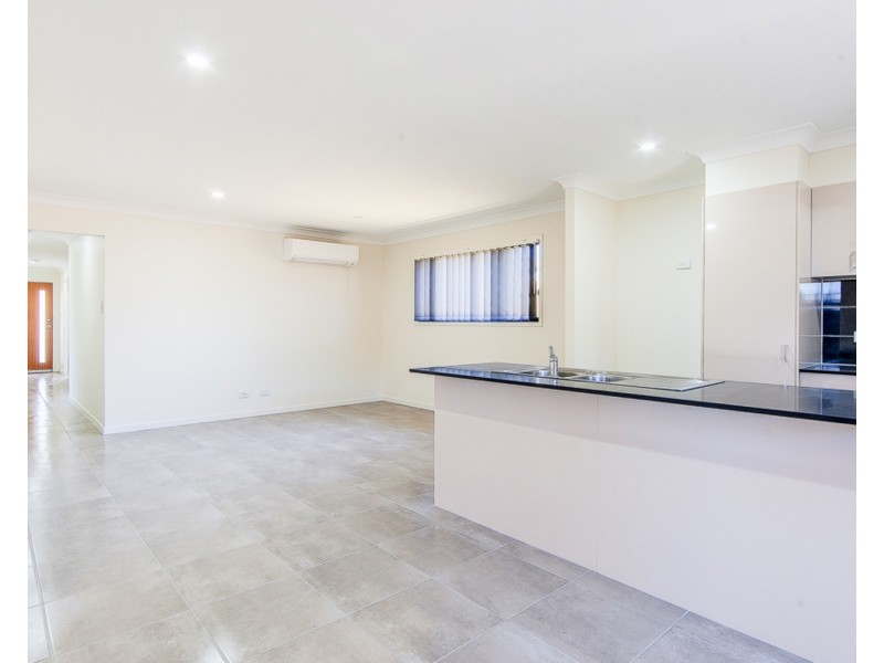 20 Dysart Drive, Holmview QLD 4207