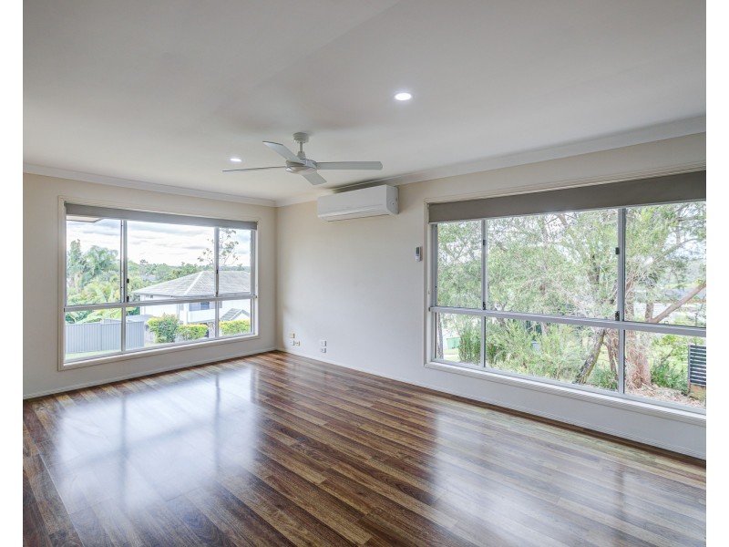 1/16 Bathurst Court, Helensvale QLD 4212