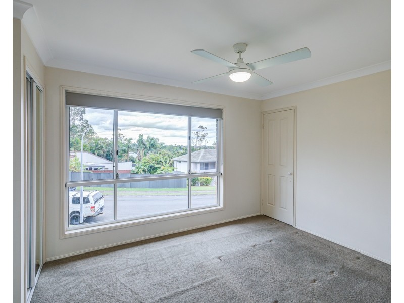 1/16 Bathurst Court, Helensvale QLD 4212