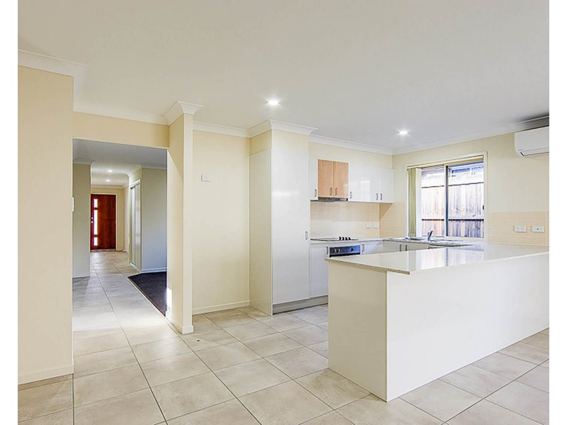 48 Clermont Street, Holmview QLD 4207