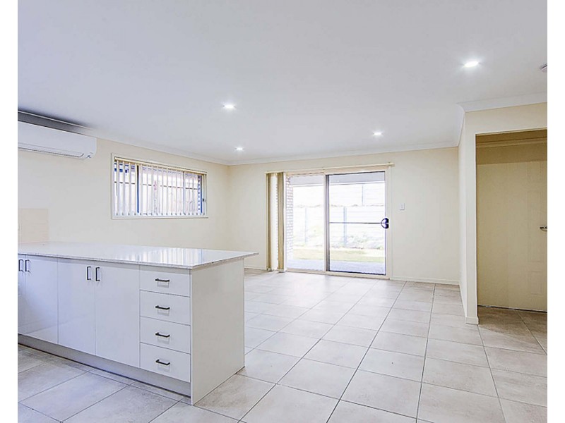 48 Clermont Street, Holmview QLD 4207