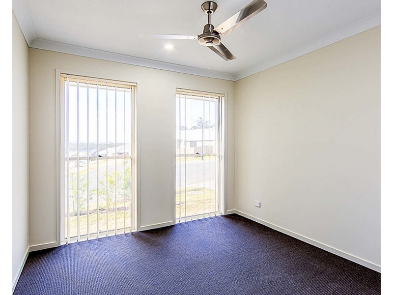 48 Clermont Street, Holmview QLD 4207