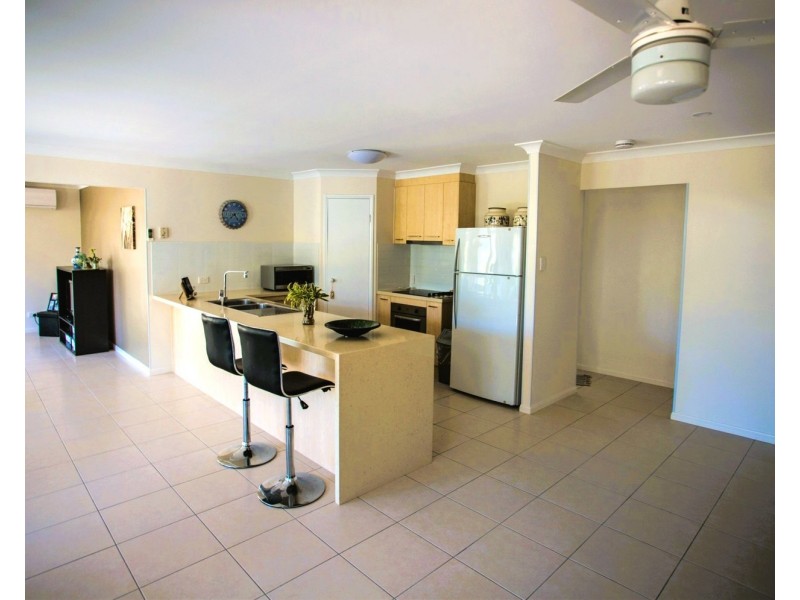 12 Arragan Court, Pacific Pines QLD 4211