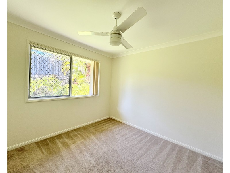 12 Arragan Court, Pacific Pines QLD 4211