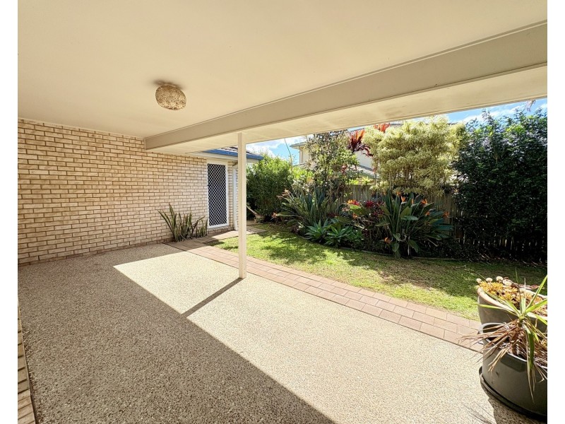 12 Arragan Court, Pacific Pines QLD 4211