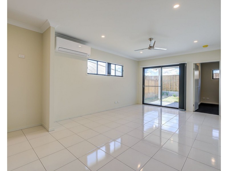 1/5 Merino Street, Park Ridge QLD 4125