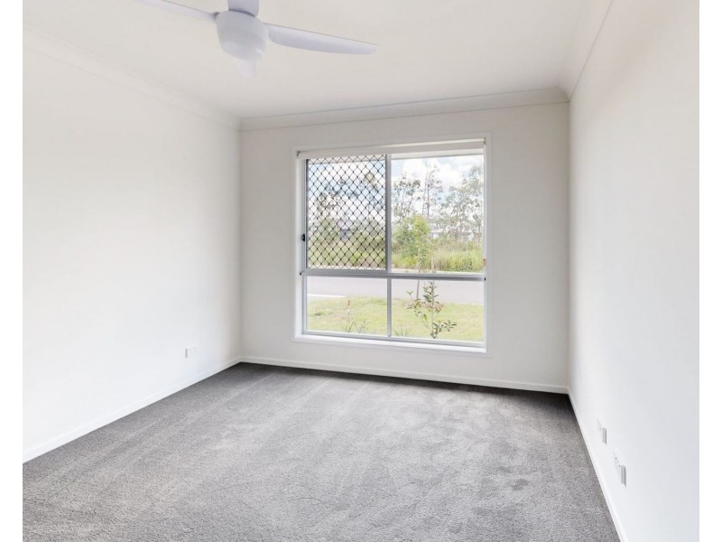 19 Mackenroth Street, Collingwood Park QLD 4301