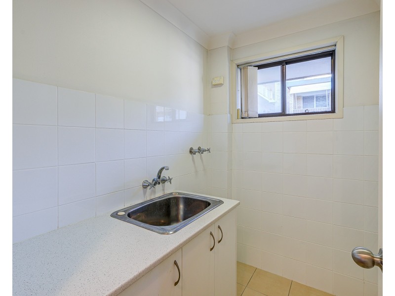 5/228 Marine Parade, Labrador QLD 4215
