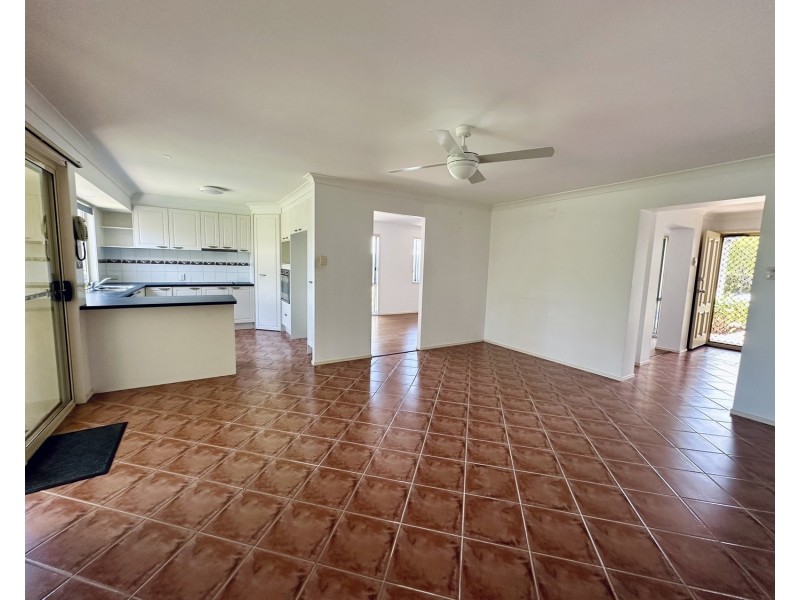 5 Whitewood Place, Molendinar QLD 4214