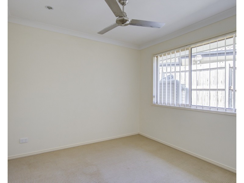 10 Charles Avenue, Pimpama QLD 4209