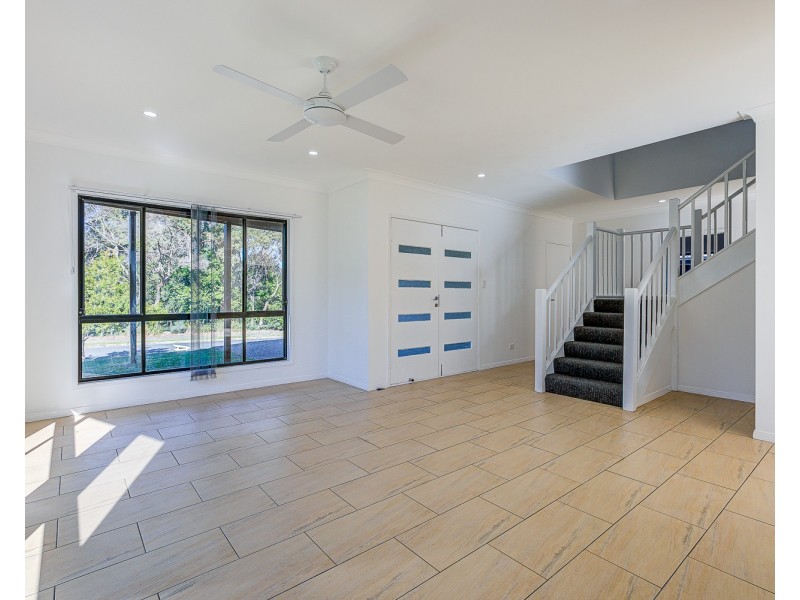 59 Victoria Drive, Pacific Pines QLD 4211
