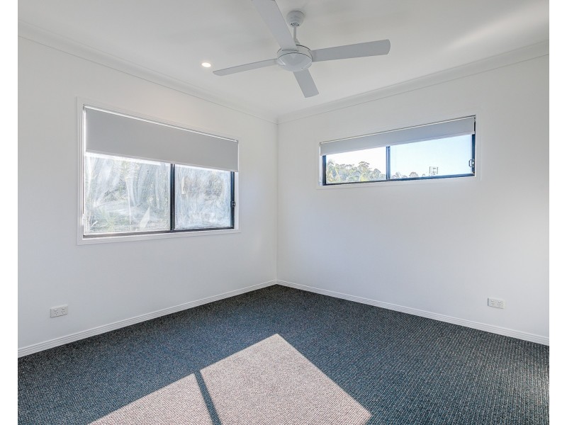 59 Victoria Drive, Pacific Pines QLD 4211