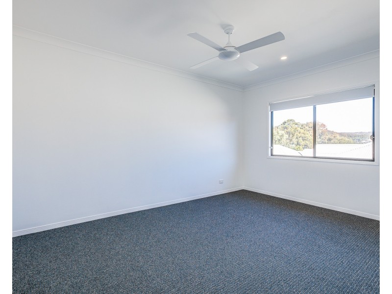 59 Victoria Drive, Pacific Pines QLD 4211