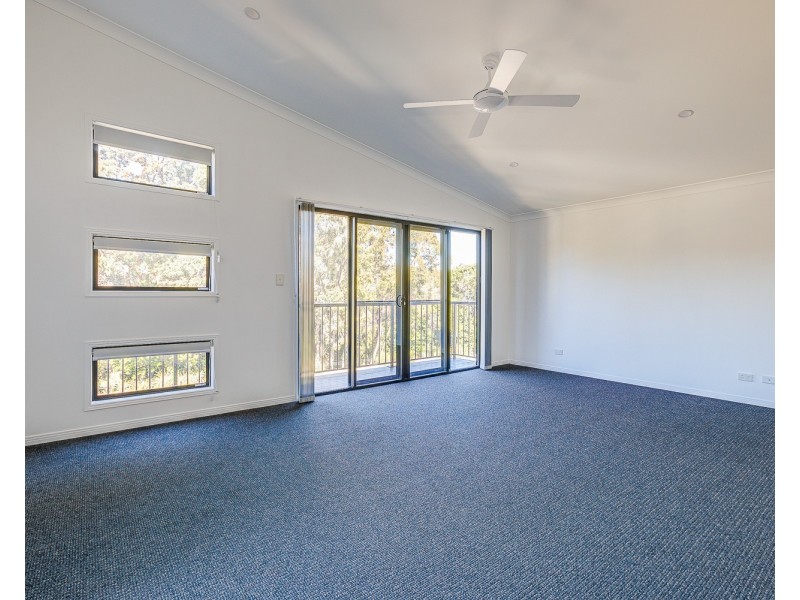 59 Victoria Drive, Pacific Pines QLD 4211