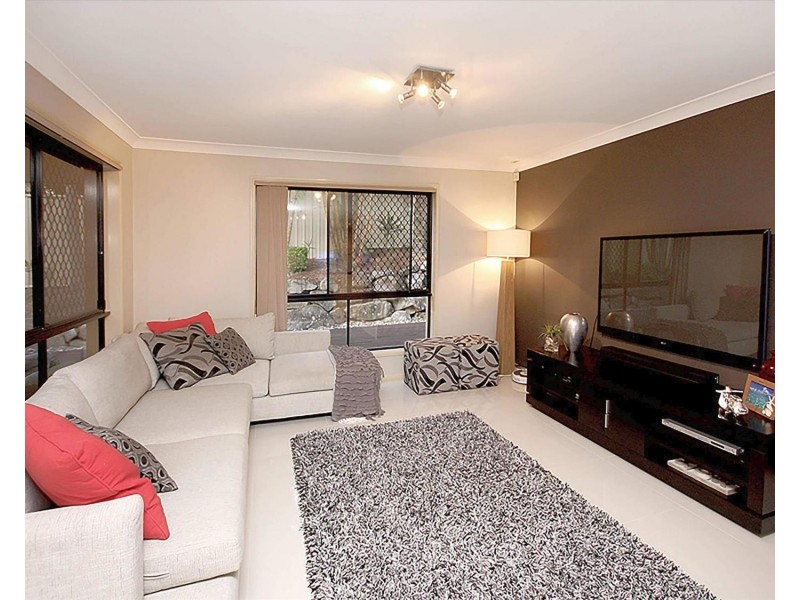 19 O’Brien Court, Arundel QLD 4214