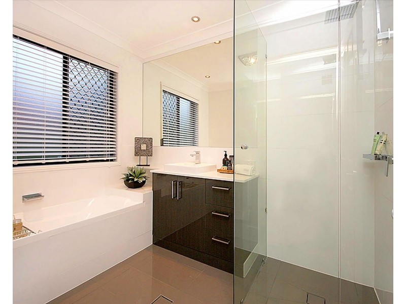 19 O’Brien Court, Arundel QLD 4214