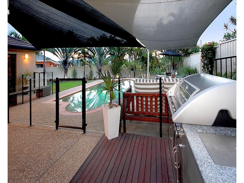 19 O’Brien Court, Arundel QLD 4214