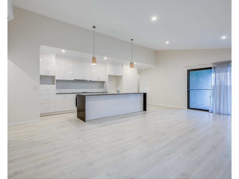 25 Heath Terrace, Park Ridge QLD 4125