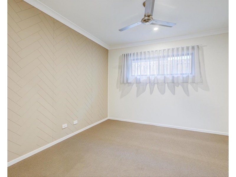 25 Heath Terrace, Park Ridge QLD 4125
