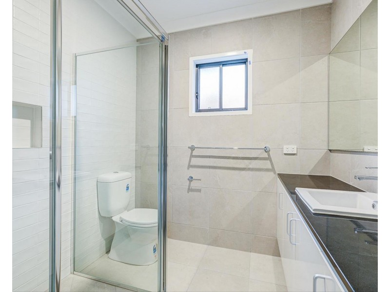 25 Heath Terrace, Park Ridge QLD 4125