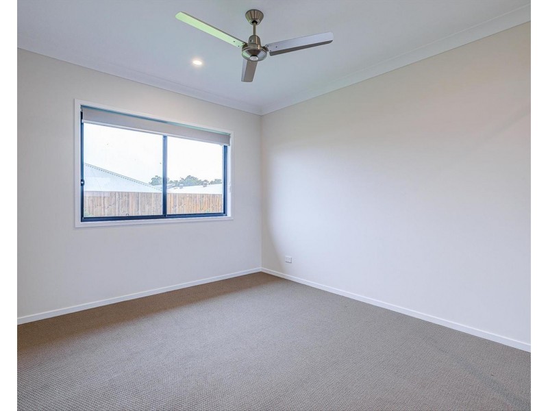 25 Heath Terrace, Park Ridge QLD 4125