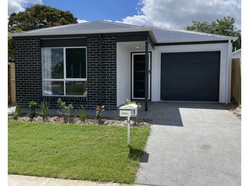 12 Amaroo Street, Morayfield QLD 4506