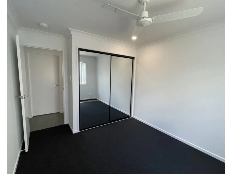 12 Amaroo Street, Morayfield QLD 4506