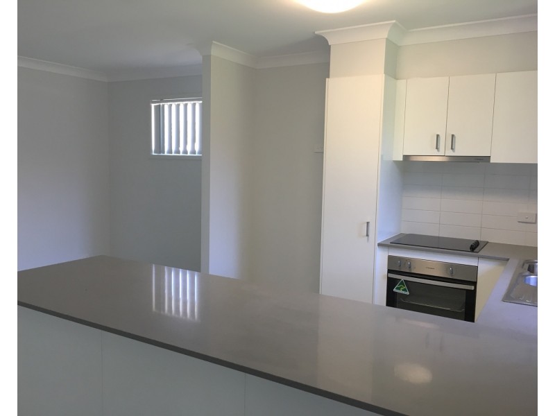 3 Sunstone Avenue, Pimpama QLD 4209