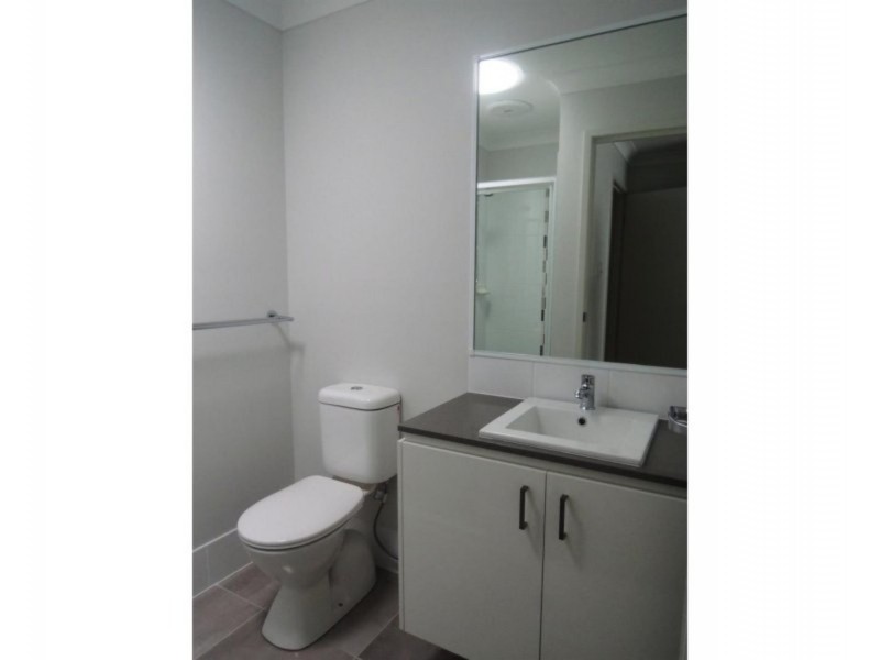 3 Sunstone Avenue, Pimpama QLD 4209